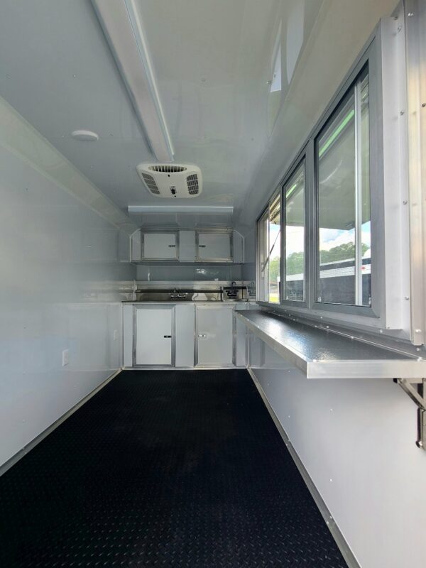 New 2025 CYNERGY CARGO 6x12SA Concession