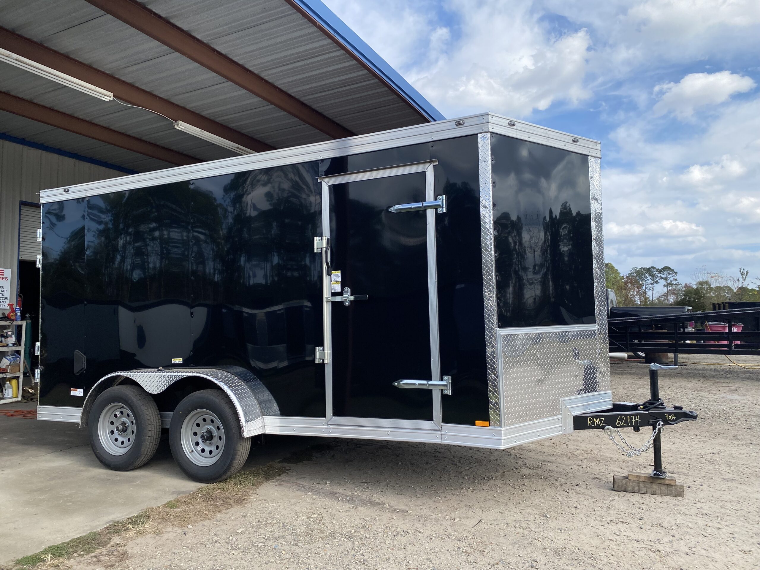 7x14TA Enclosed trailer - Image 2