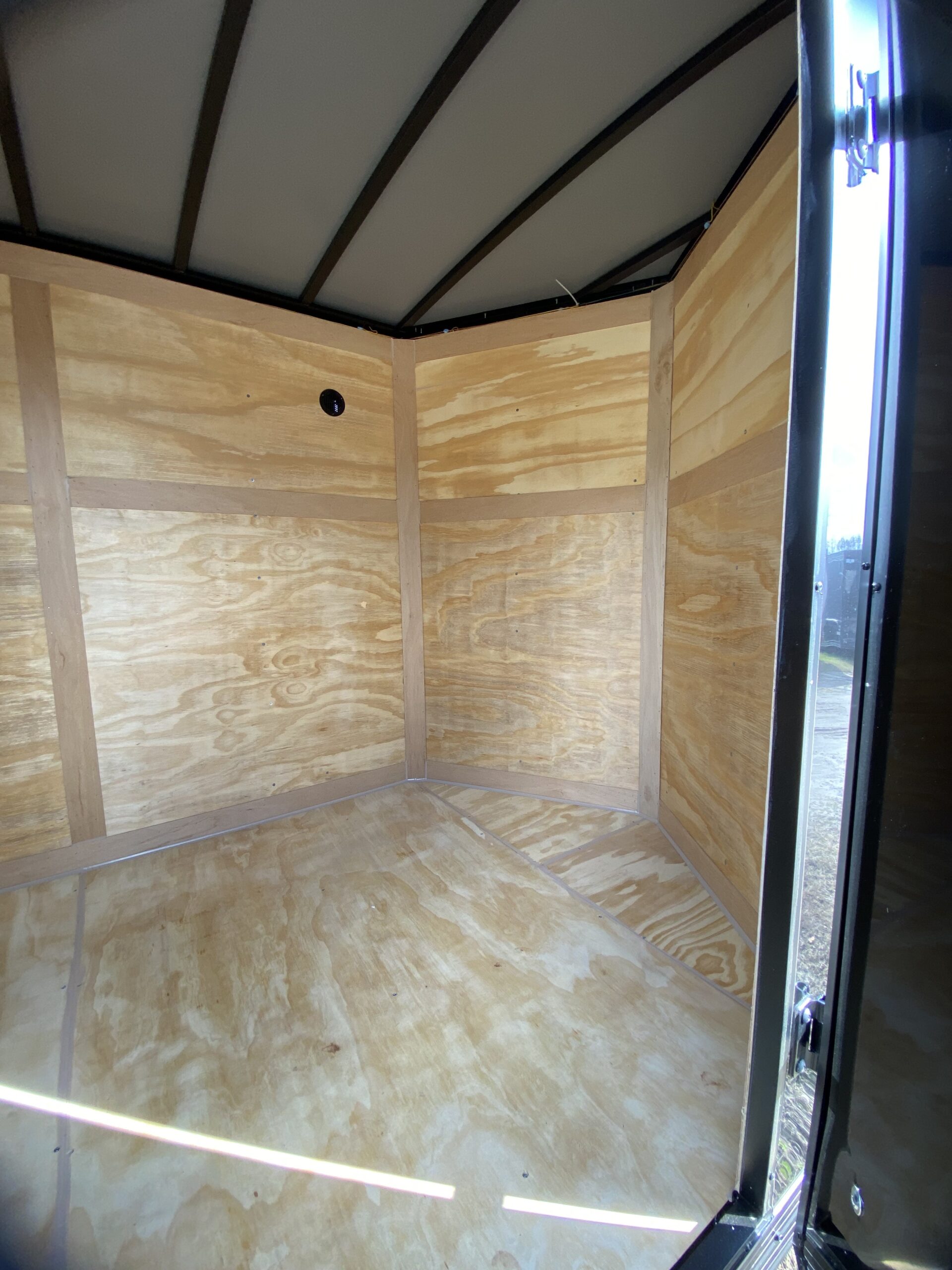Cynergy Cargo 6x12SA Enclosed Trailer - Image 5